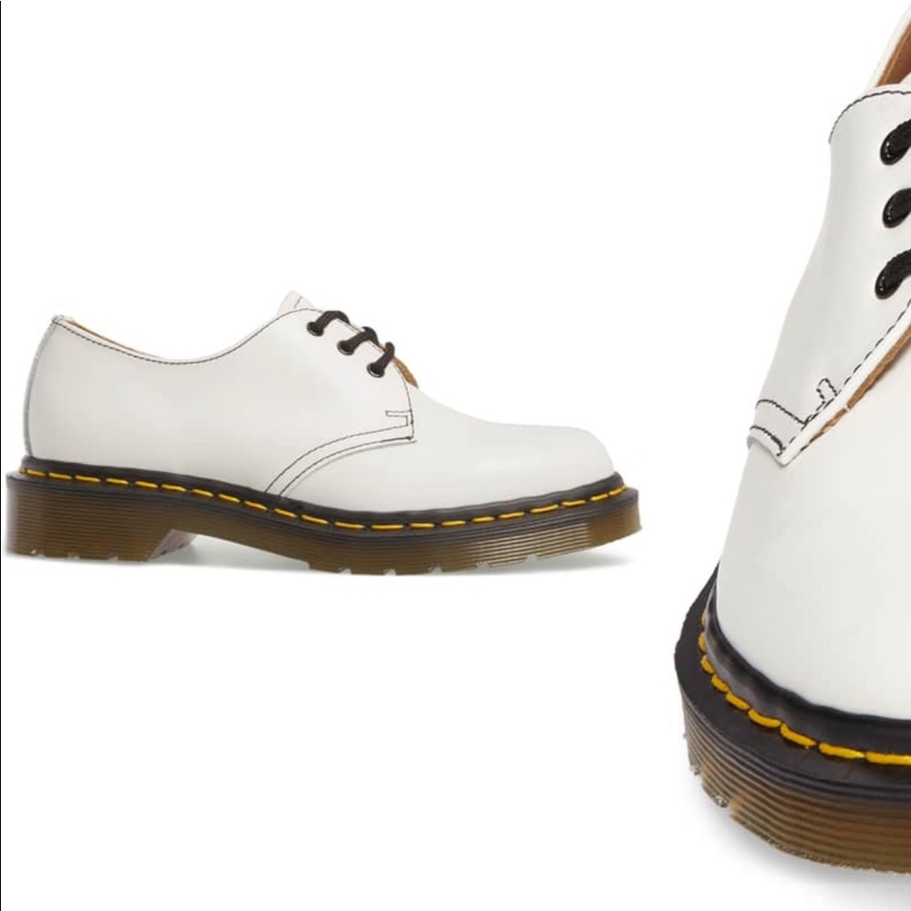 Cdg x doc martens